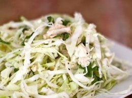 Идеальный салат для сушки тела. На 100 грамм всего 75.72 ккал!