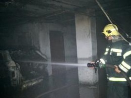 Одесские спасатели эвакуировали жильцов многоэтажного жилого дома из-за пожара в подземном паркинге