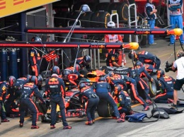 DHL Fastest Pit Stop Award - Red Bull побеждает в Испании