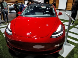 Tesla начала поставки Model 3 за пределы США