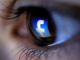Facebook приостановил действие 200 приложений