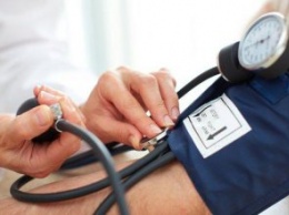 Днепрян приглашают в поликлиники измерить артериальное давление и сделать ЭКГ