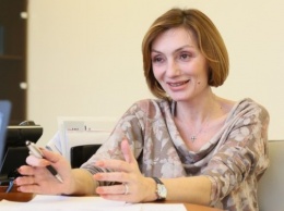 Обвиненная в коррупции Рожкова вернула свое кресло в НБУ через суд