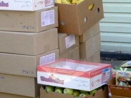 Воспитанникам донецкого детского дома общественники ДНР привезли сладости и фрукты