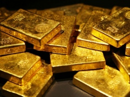 Японских контрабандистов арестовали за ввоз в страну золота на $44 млн