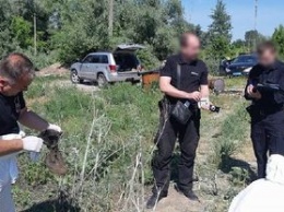 Под Днепром обнаружили мешки с вещами бойцов, погибших под Иловайском