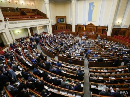 Рада приняла в первом чтении законопроект о либерализации валютного рынка