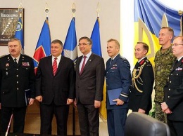 О военной подготовке Украина и Канада подписали соглашение