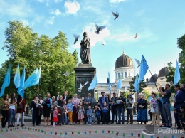 Одесситы почтили память жертв геноцида крымско-татарского народа. Фото
