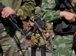 Боевики на Донбассе из минометов обстреляли жилой сектор Зайцево