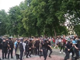 Полиция расследует как хулиганство драку ультрас с полицией на матче в Черкассах, где были задержаны 26 человек