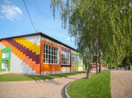 Валентин Резниченко рассказал о ремонте школы в поселке Соленое
