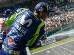 MotoGP: Валентино Росси вернулся на подиум, но это... его максимум сегодня?