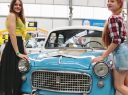Chevrolet Брежнева и гоночный Jaguar: в Харькове прошла выставка раритетных автомобилей