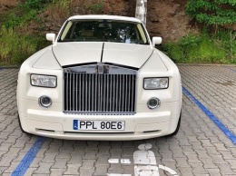 Самый оригинальный автохам Одессы: белый Rolls-Royce Phantom