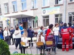 Отравление школьников в Харькове: количество госпитализированных увеличилось