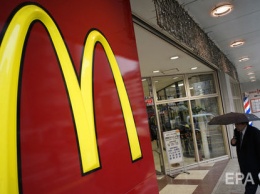 Десять сотрудниц McDonald's подали жалобы на сексуальные домогательства в компании