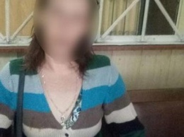 В Днепре пьяная мать избивала детей: женщину задержала полиция, - ФОТО
