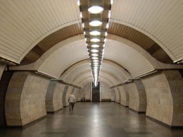 В метро Киева эскалатор