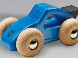 Porsche объявила отзыв игрушечных машинок
