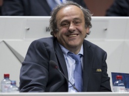 С экс-президента УЕФА Платини сняли обвинения в коррупции - СМИ