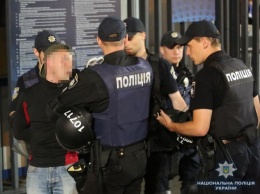 После финала Лиги чемпионов в Киеве полиция задержала 18 провокаторов (ВИДЕО)
