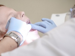 Учуявшие страх пациента стоматологи могут лечить хуже