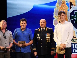 Корреспондентов РИА Новости Крым наградили за освещение работы пограничников