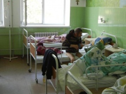 В одесской больнице женщина с последней стадией туберкулеза провела сутки в общей палате, - ФОТО