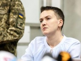 Савченко присоединилась к акции поддержки голодающего Сенцова и пожелала режиссеру не повторить ее судьбу