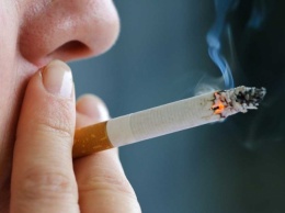 Французам удалось сократить количество курильщиков на один миллион за год
