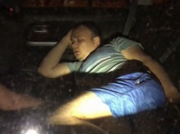 Российского министра поймали в трусах с пьяной чиновницей за рулем служебной машины