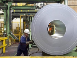 США вводят пошлины на сталь и алюминий из ЕС с 1 июня