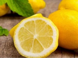 Лимонная цедра может избавить вас от боли в суставах: вот что надо делать