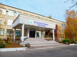 К Херсонскому государственному университету присоединены Геническое медицинское училище и Бериславский педагогический колледж
