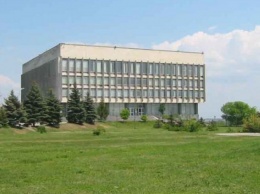 Херсонский областной совет создал новый отдел в библиотеке имени Олеся Гончара