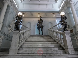 Одесский музей погрузился в «Атональную реальность»