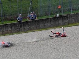 MotoGP: Ducati объяснили причины падения Миккеле Пирро и взрыва двигателя Довициозо