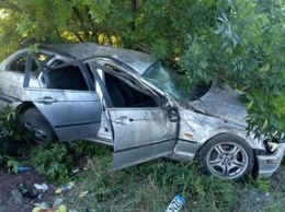 В Запорожье автомобиль насмерть сбил на тротуаре женщину с ребенком