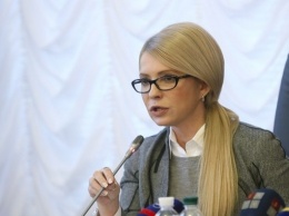 Тимошенко требует увольнения Коболева и Супрун