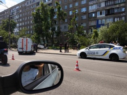 В Днепре водитель Skoda гонялся с BMW и снес остановку с людьми, есть погибшие
