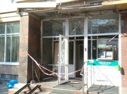 В Кропивницком подорвали банк (фото, видео)