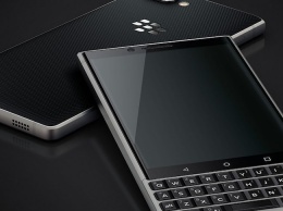 Для тех, кто не как все: показан Blackberry Key 2 с кнопочной клавиатурой