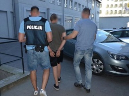 В Польше задержали пьяного украинца, который разъезжал на Мерседесе по пирсу