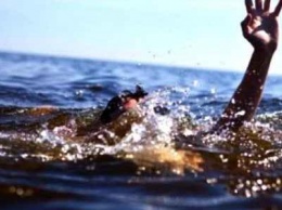 В Мариуполе едва не утонул в реке 7-летний мальчик