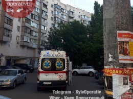 В Киеве женщина пострадала от нашествия ворона: пробита голова