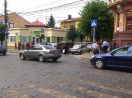 В Черновцах прогремел взрыв у здания СБУ