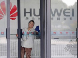США намерены оставить смартфоны Huawei без Android