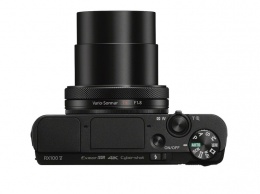Sony выпустила новую камеру RX100 VI с уникальным сенсором