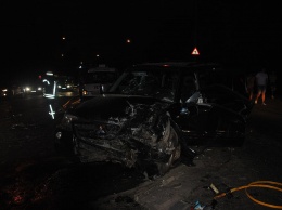 В Николаеве в результате лобового столкновения "Митсубиси" и "Ланоса" погиб один и водителей